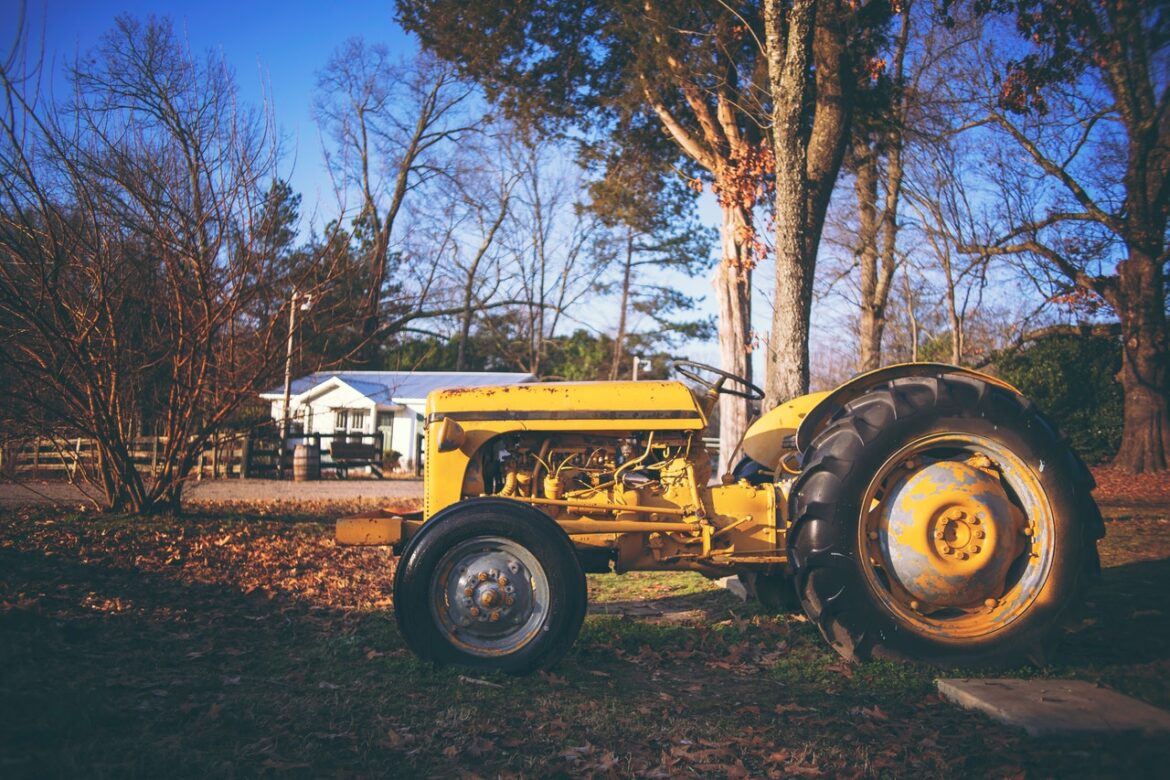 Agriparts.dk sælger veterantraktordele til hele landet fra sin hjemmeside