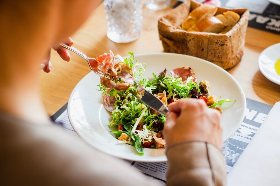 Sådan får du en god julefrokost på arbejdspladsen